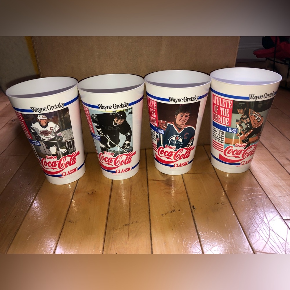 Coca Cola Wayne Gretzky Collector Cups